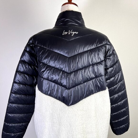Las Vegas Raiders NFL Puffer Jacket Women's XL Black White Sherpa Gorpcore Fall - Picture 6 of 10
